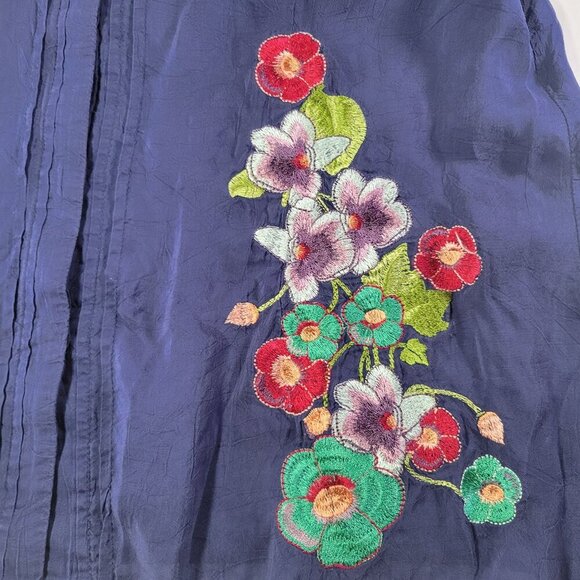 Soft Surroundings Women Purple Embroidered Floral Button-Down Shirt Top Size M - Picture 8 of 11